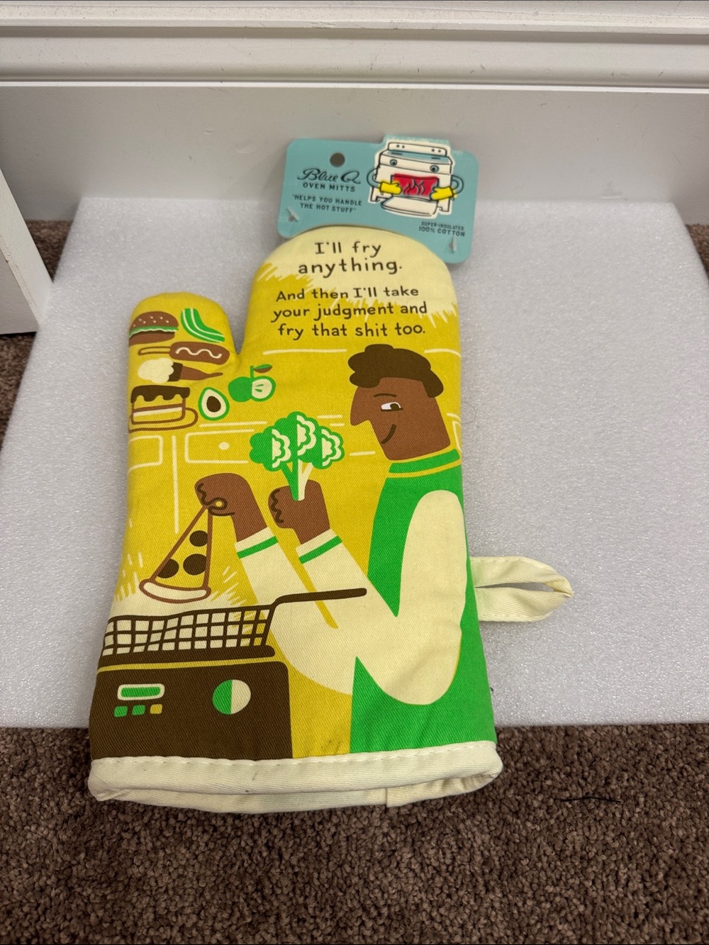 Blue Q I will fry anything oven mitt NWT